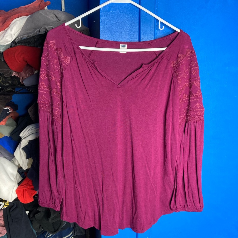 Maroon old navy 3/4 sleeve top